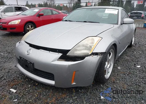 2004 Nissan 350Z z USA, uszkodzony, nr VIN JN1AZ34D74T162028